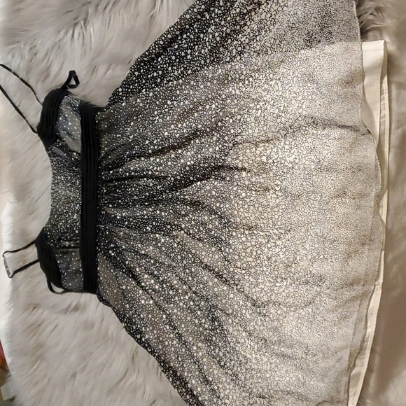 Dress 👗 - Picture 1 of 5